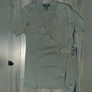 Green stretch‎ faux wrap top with metal loops tie at side